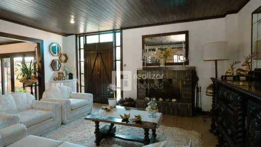 Casa com 4 Quartos à venda, 530m² no Itacorubi, Florianópolis