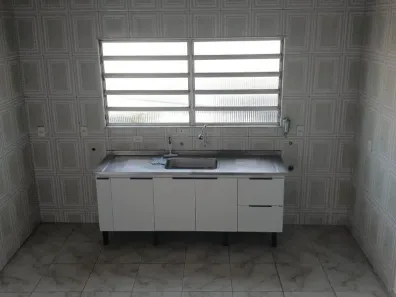 Casa com 3 Quartos para alugar, 100m² no Jardim D'Abril, Osasco