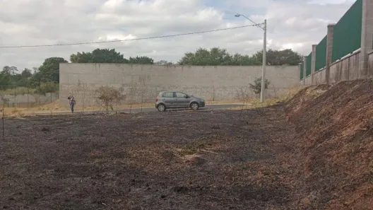 Lote/Terreno à venda, 195m² no Parque Residencial Terras de Yucatan, Monte Mor