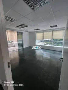 Sala Comercial para alugar, 134m² no Indianópolis, São Paulo