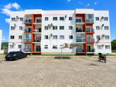 Apartamento com 2 Quartos para alugar, 52m² no Aririú, Palhoça