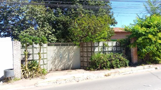 Casa com 5 Quartos para venda ou aluguel, 250m² no Ponte Alta Norte, Brasília
