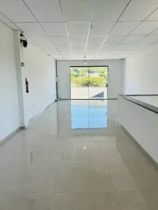 Prédio Comercial para alugar, 200m² no Jari, Viamão