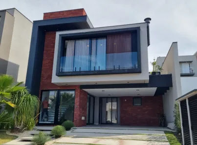 Casa de Condomínio com 4 Quartos à venda, 215m² no Fazenda Rodeio, Mogi das Cruzes
