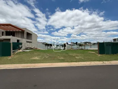 Lote/Terreno à venda, 680m² no Parque Villa dos Pinheiros, Indaiatuba
