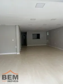 Sala Comercial para alugar, 200m² no Fazenda, Itajaí