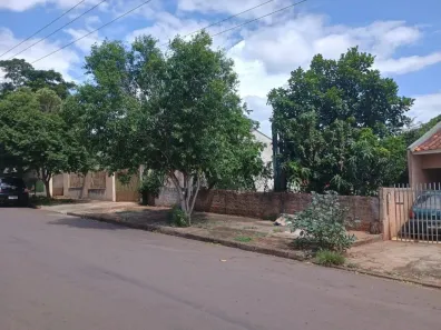 Lote/Terreno à venda, 300m² no Parque das Laranjeiras, Maringá