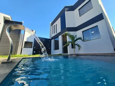 Casa de Condomínio com 4 Quartos à venda, 250m² no Vargem Pequena, Rio de Janeiro
