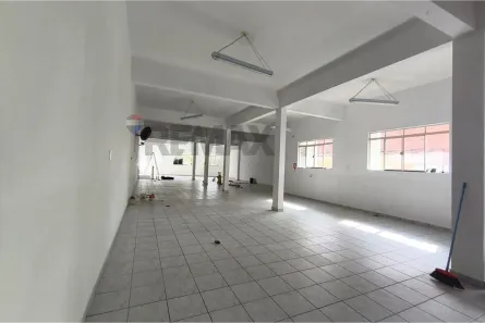 Sala Comercial para alugar, 210m² no Vila Falchi, Mauá