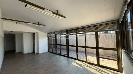 Sala Comercial para alugar, 78m² no Rio Branco, Porto Alegre