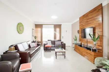 Casa com 6 Quartos à venda, 294m² no Vila Carrão, São Paulo
