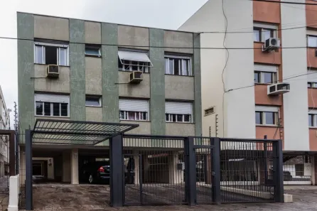 Apartamento com 2 Quartos à venda, 70m² no Jardim do Salso, Porto Alegre