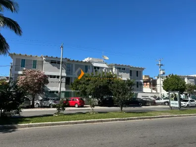 Apartamento com 3 Quartos para alugar, 80m² no Braga, Cabo Frio