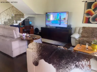 Sobrado com 3 Quartos à venda, 227m² no Vila Oliveira, Mogi das Cruzes