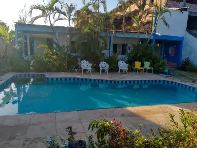 Casa com 5 Quartos para alugar, 600m² no Icaraí, Caucaia