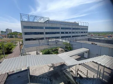 Galpão/Depósito/Armazém à venda, 914m² no Três Marias, São José dos Pinhais