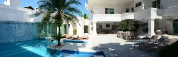 Casa com 6 Quartos à venda, 750m² no Jardim Acapulco, Guarujá