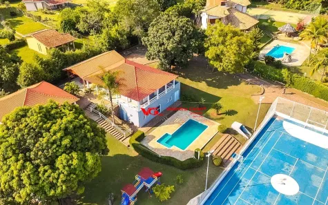 Fazenda/Sítio com 4 Quartos à venda, 270m² no Vale das Laranjeiras, Indaiatuba