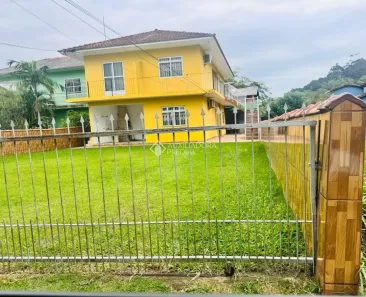 Lote/Terreno à venda, 379m² no Barra da Lagoa, Florianópolis