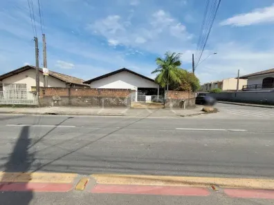 Casa com 3 Quartos à venda, 135m² no Paranaguamirim, Joinville