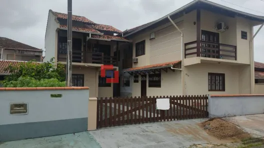 Casa com 7 Quartos à venda, 230m² no Praia da Enseada, São Francisco do Sul