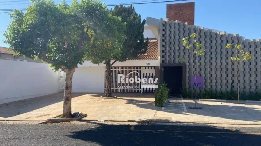 Imóvel Comercial com 3 Quartos para alugar, 420m² no Jardim Francisco Fernandes, São José do Rio Preto