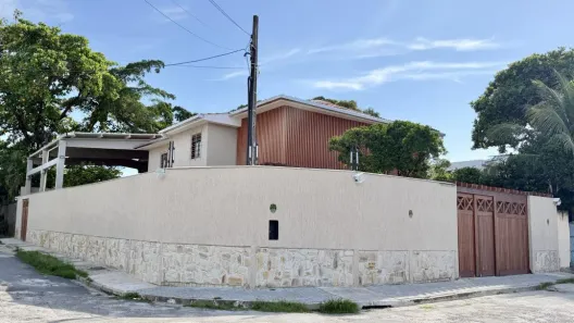 Casa com 10 Quartos para alugar, 484m² no Boa Viagem, Recife