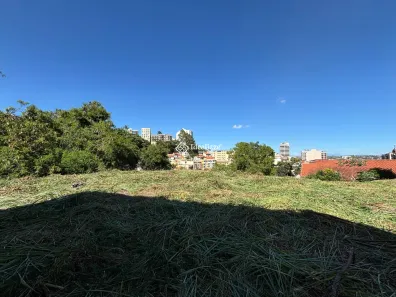 Lote/Terreno à venda, 694m² no Jardim Amália, Volta Redonda