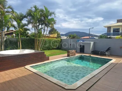 Casa com 3 Quartos à venda, 376m² no São João do Rio Vermelho, Florianópolis