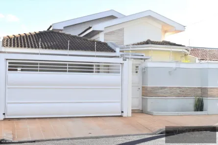 Casa com 3 Quartos à venda, 200m² no Jardim Parati, Marília
