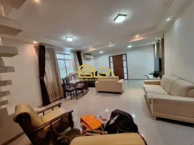 Sobrado com 3 Quartos à venda, 268m² no Campo Grande, Santos