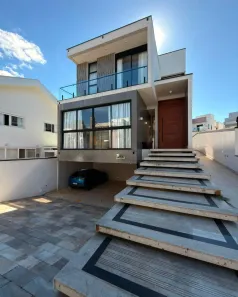 Casa de Condomínio com 4 Quartos à venda, 300m² no Residencial Real Park, Arujá