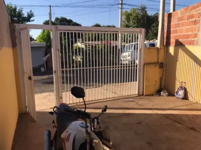 Casa com 2 Quartos à venda, 70m² no Centro (Padre Nóbrega), Marília