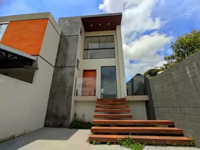 Casa com 3 Quartos à venda, 200m² no Cerâmica, Juiz de Fora