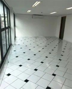 Ponto Comercial para alugar, 140m² no Santo Amaro, São Paulo