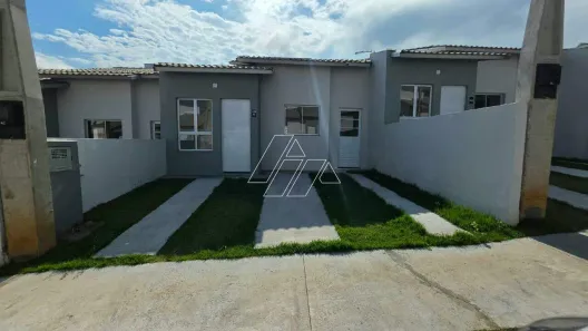 Casa de Condomínio com 2 Quartos para alugar, 150m² no Vila Romana, Marília