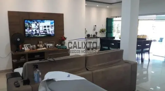 Casa com 3 Quartos à venda, 190m² no Jardim Patrícia, Uberlândia