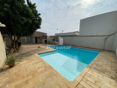 Casa com 3 Quartos à venda, 207m² no Jardim Maria Augusta, Taubaté