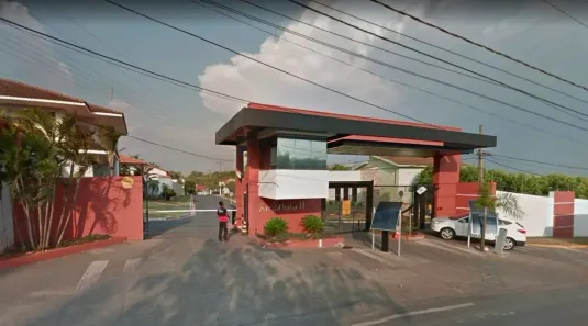 Casa de Condomínio com 3 Quartos para alugar, 250m² no Jardim Itália, Cuiabá