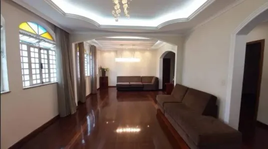Casa com 4 Quartos à venda, 368m² no Ouro Preto, Belo Horizonte