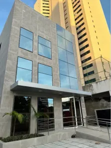 Prédio Comercial para alugar, 604m² no Santana, Recife