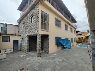 Imóvel Comercial com 7 Quartos para alugar, 300m² no Penha, Belo Horizonte