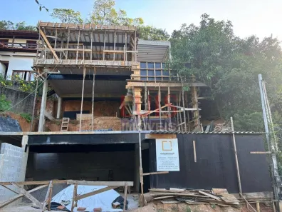 Casa de Condomínio com 2 Quartos à venda, 408m² no Itaipu, Niterói