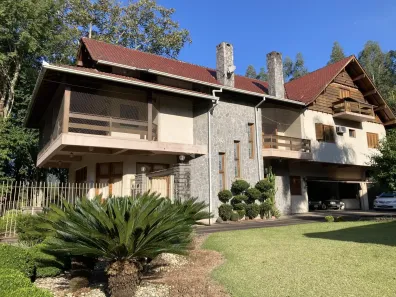 Casa com 6 Quartos à venda, 499m² no , Picada Café