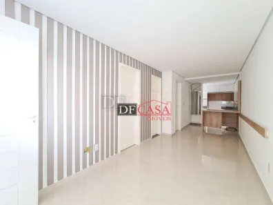 Apartamento com 2 Quartos para alugar, 33m² no Vila Carmosina, São Paulo
