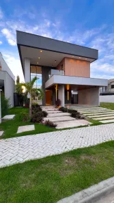 Casa de Condomínio com 4 Quartos à venda, 275m² no Cidade Alpha, Eusébio
