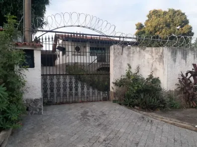 Casa com 3 Quartos à venda, 250m² no Parque Hotel, Araruama