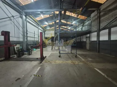Galpão/Depósito/Armazém para alugar, 275m² no Rudge Ramos, São Bernardo do Campo