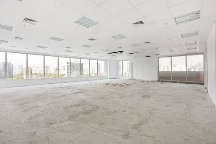 Ponto Comercial com 10 Quartos para alugar, 408m² no Cidade Monções, São Paulo