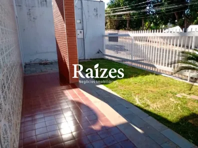 Casa com 3 Quartos à venda, 250m² no Tabajaras, Uberlândia